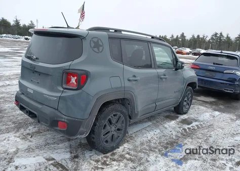 2017 Jeep Renegade Deserthawk 4X4 z USA, uszkodzony, nr VIN ZACCJBCB9HPF52718